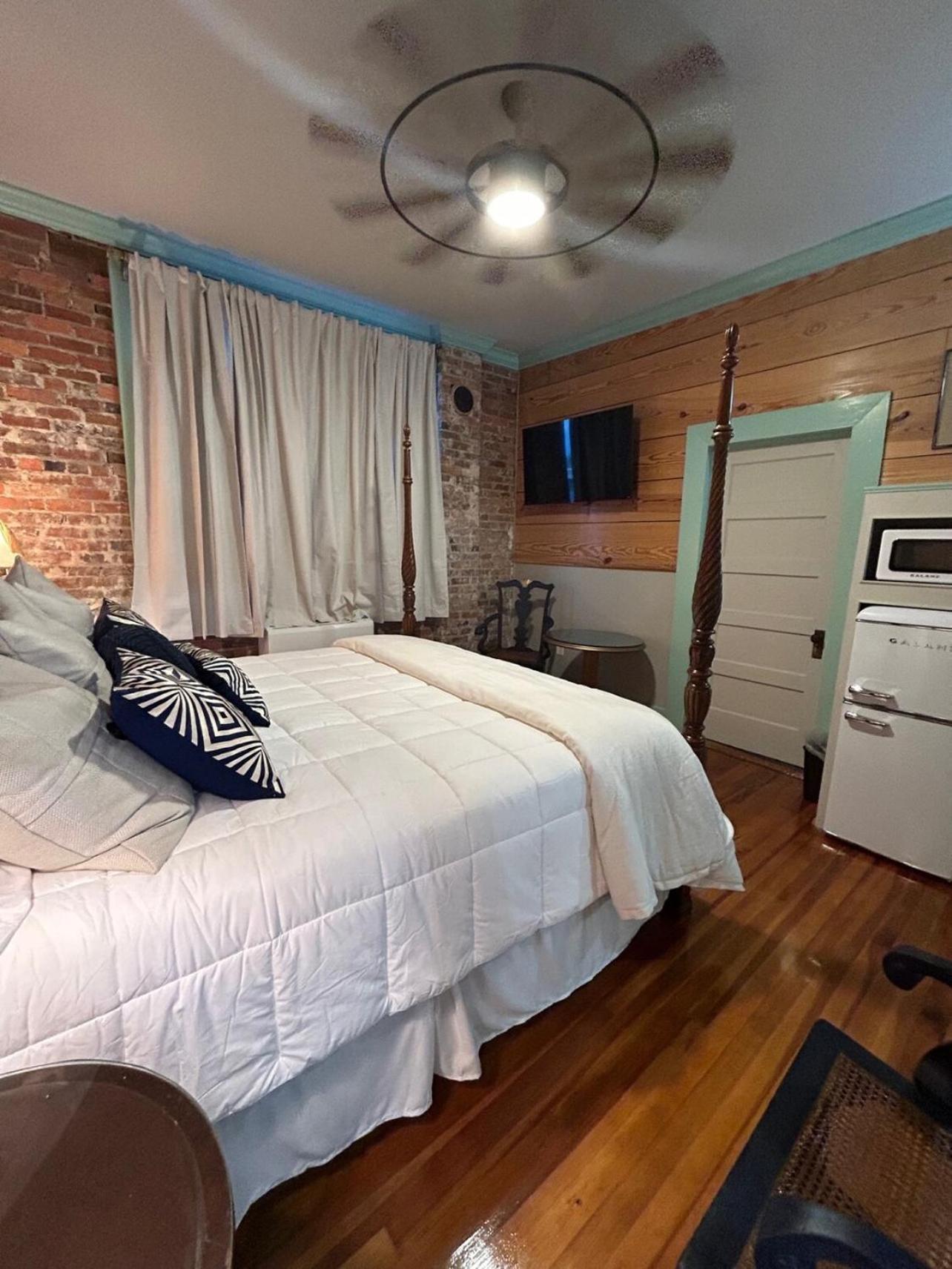Chipley'S Squareview Inn Carthage Luaran gambar
